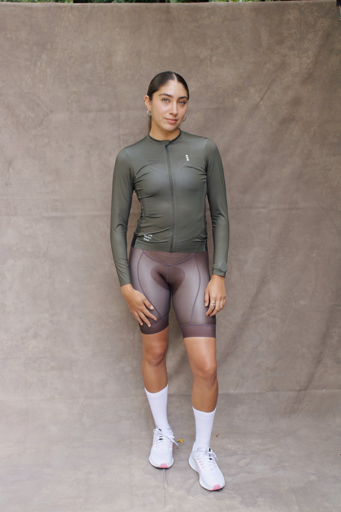 Bib Short café